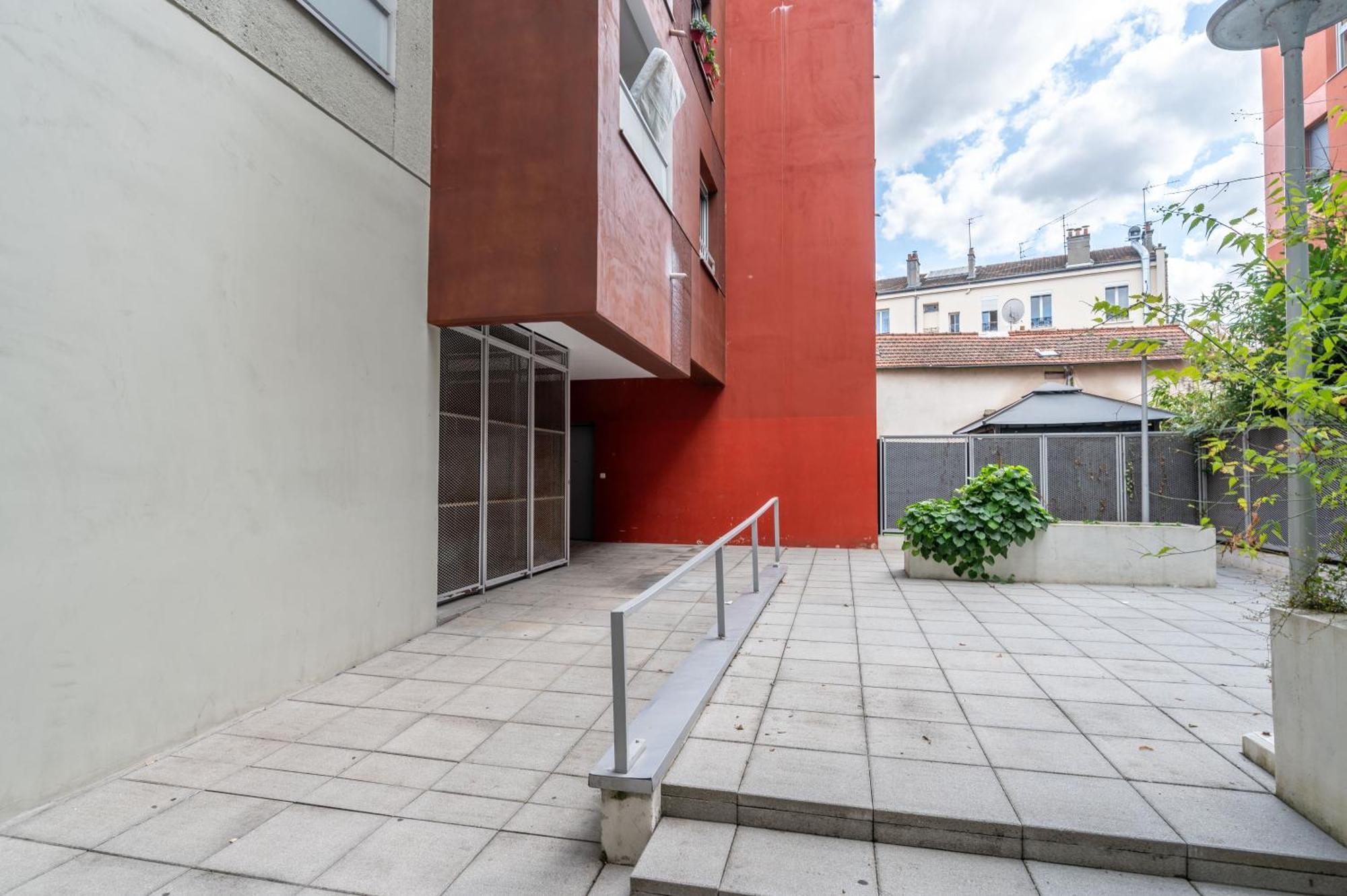 Superbe Appartement 1Min Metro7 Rez-De-Chaussee Aubervilliers Esterno foto